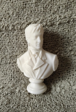 Figurka Darcy
